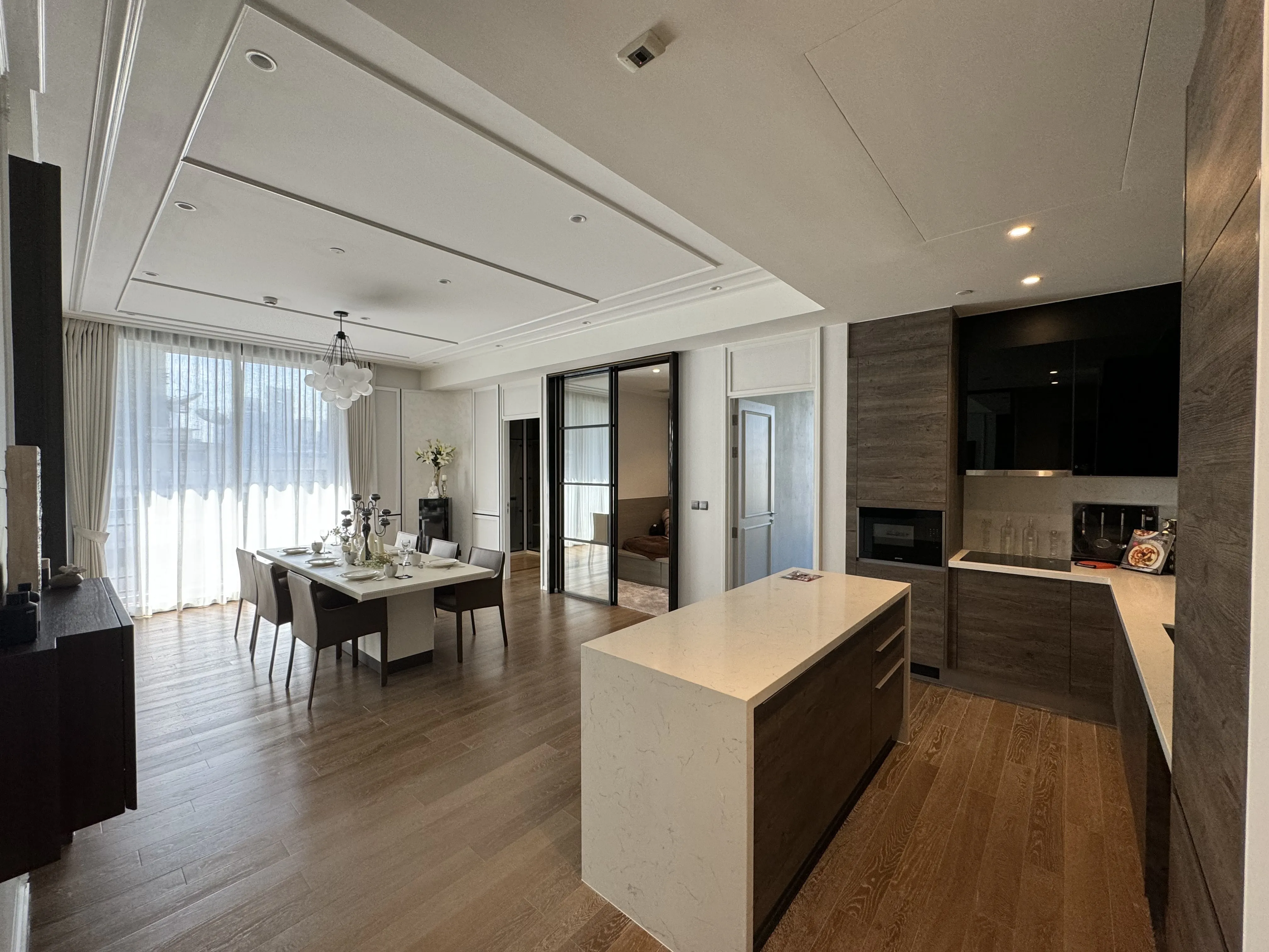 2 BD Unit for sale at Muniq Langsuan