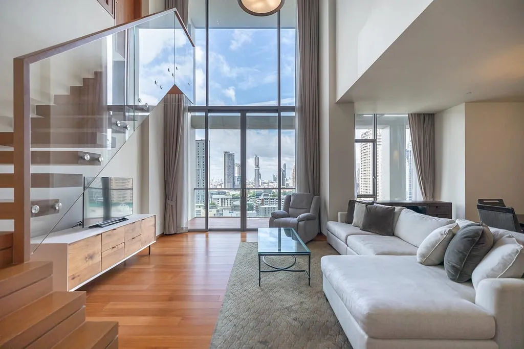 曼谷二手屋 vs. 預售屋：哪個更適合投資？