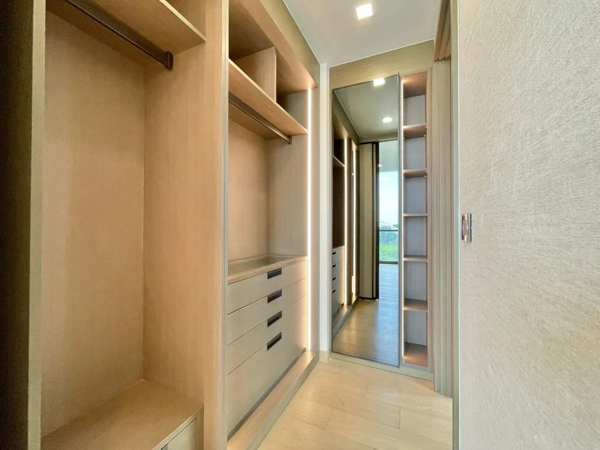2 BD Unit for sale at The Monument Thonglor