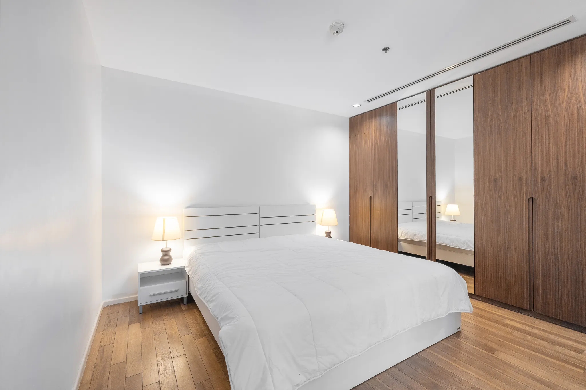 1 Bedroom Unit at The Legend Saladaeng