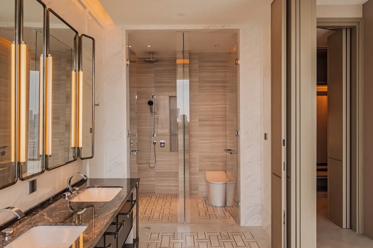3 BD Unit for sale at One89 Wireless